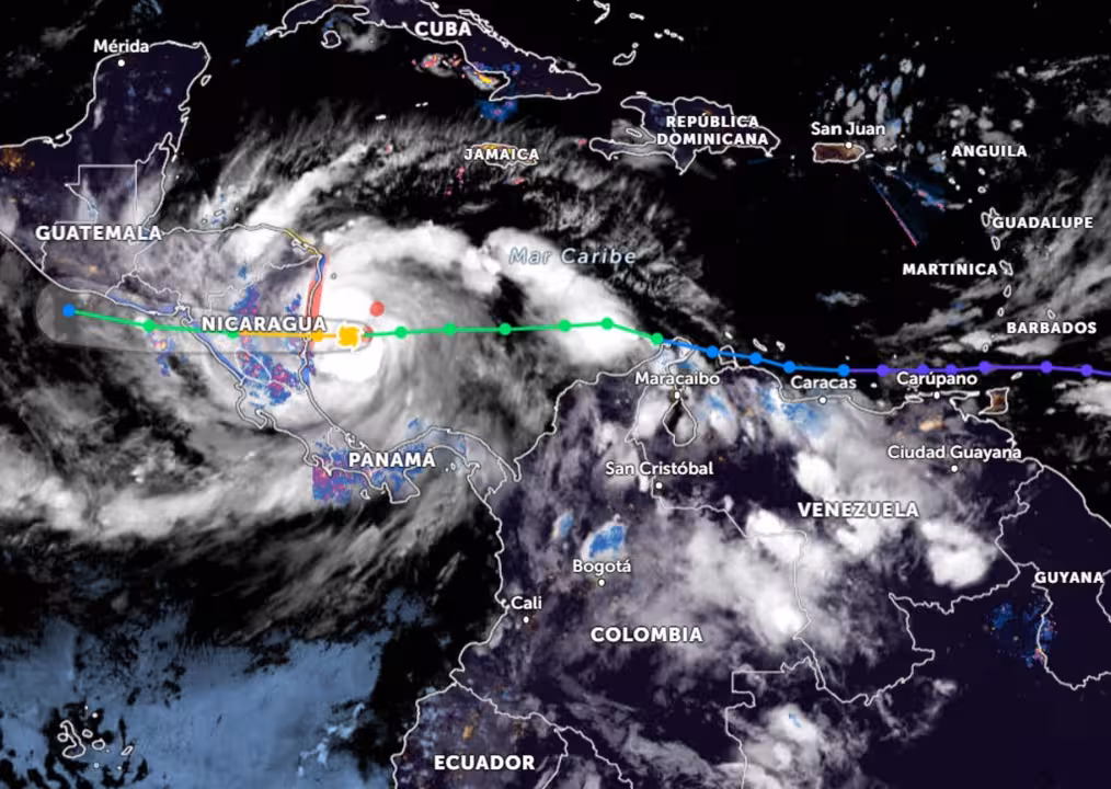 Foto: Captura de https://zoom.earth/storms/julia-2022/