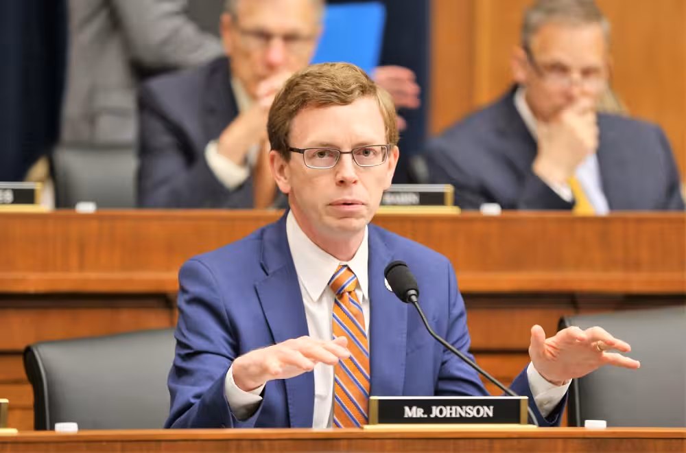  Dusty Johnson, representante republicano por Dakota del Sur