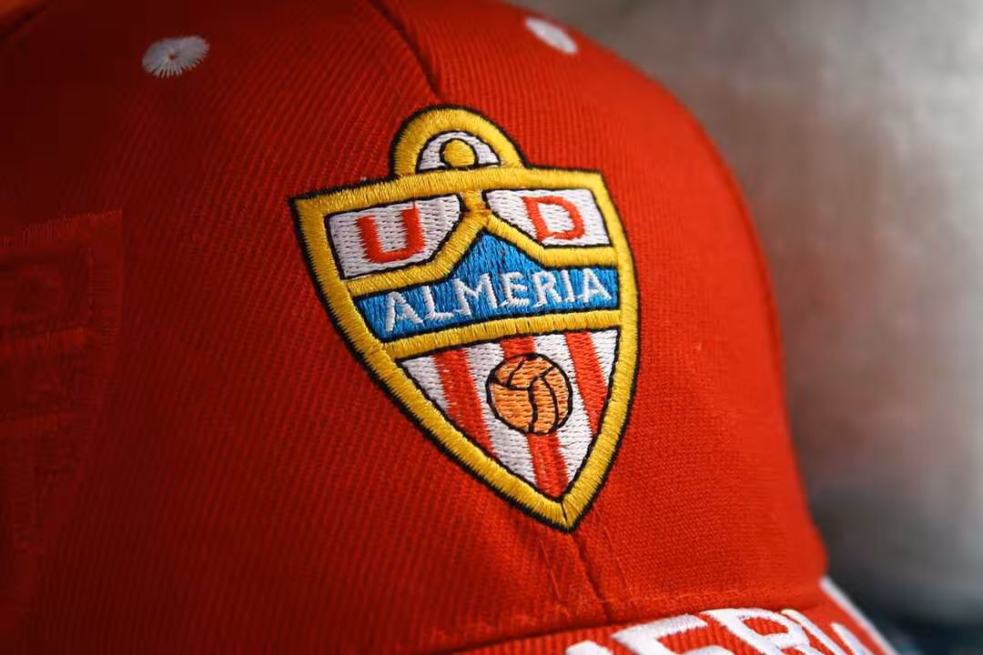Escudo UD Almer&iacute;a bordado. Foto: Almju