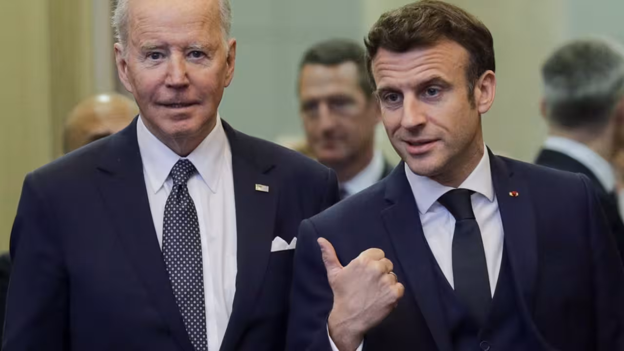 EFE/EPA/OLIVIER HOSLET