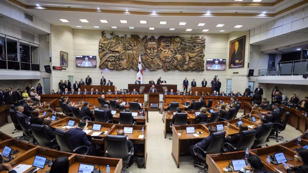 Mulino rinde informe a la Naci&oacute;n