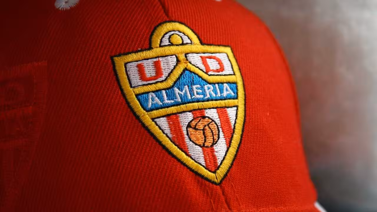 Escudo UD Almer&iacute;a bordado. Foto: Almju